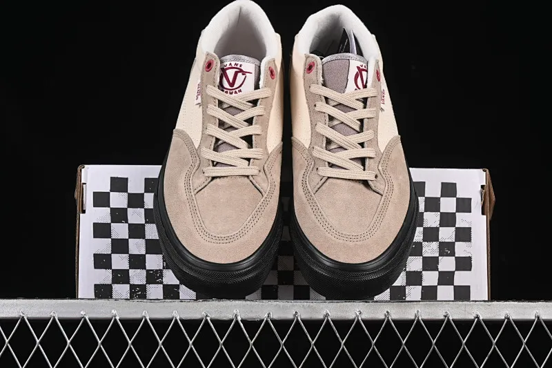 All categories Vans Vans series Vans Low Vans low-top Vans Rowan Skate Boarding Classic and versatile lightweight and comfortable professional skateboard shoes VN0A4TZCW8R